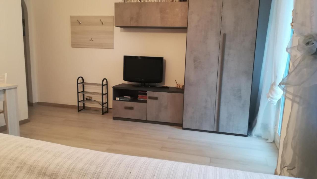 Miriamare Apartment Albissola Marina Ngoại thất bức ảnh
